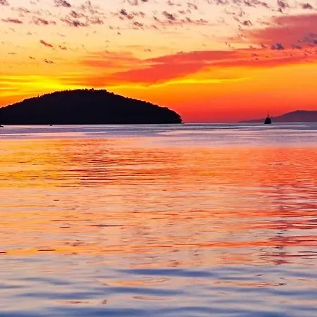 Sunset Апартаменты *